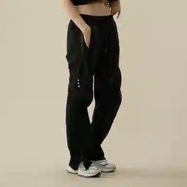 11ESTRANGER ASTRANGER