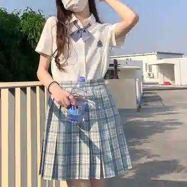 东鲸岁时记 刺绣领带翻领单排扣短袖衬衫 女款