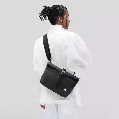 PIERRE CARDIN Buckle