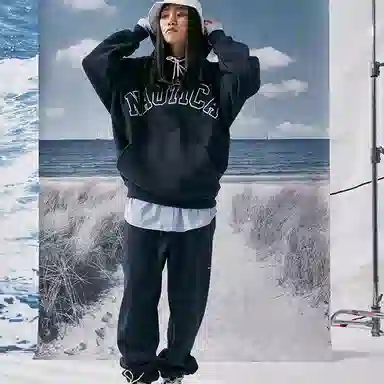 Nautica Logo