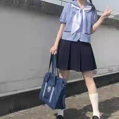 东鲸岁时记 八箱箱褶裙纯色褶皱短款半身裙