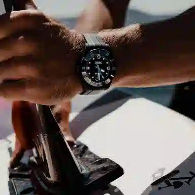 TITONI 600 42mm 83600 C-BL-256