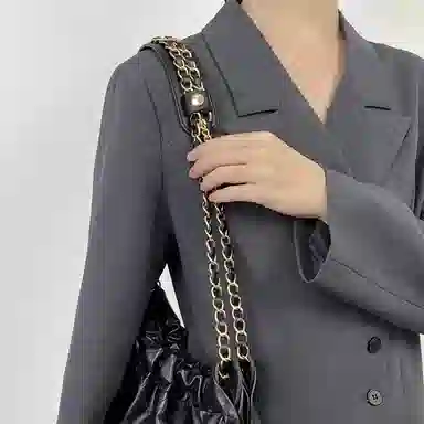 CHANEL22bag