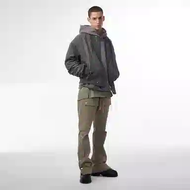 11ESTRANGER ASTRANGER