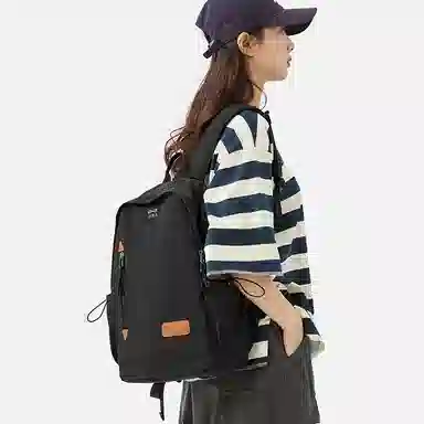 轻骑者 日系休闲学生大容量百搭潮流户外运动通勤 织物 电脑包旅行包书包背包双肩包 常规 男女同款情侣款 米白/黑色