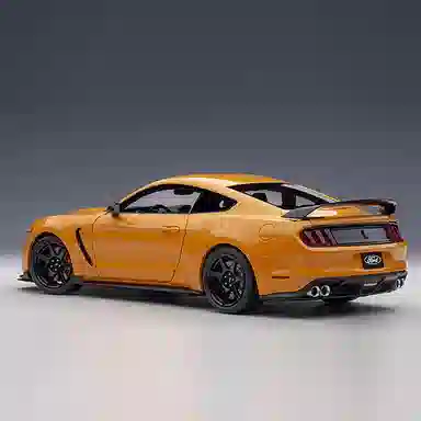 AUTOart 118 FORD SHELBY GT-350R