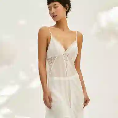 桑罗 真丝睡裙吊带轻性感蕾丝拼接无感轻盈睡衣美背浪漫吊带裙 家居吊带 女款  象牙白