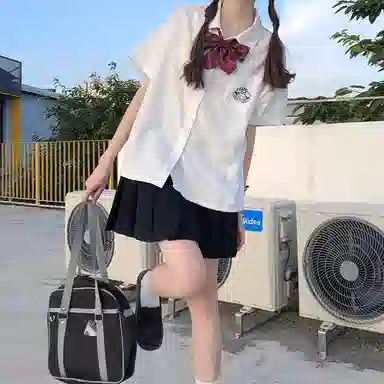 东鲸岁时记 卡通动物图案翻领纯色内搭短袖衬衫 女款 白色