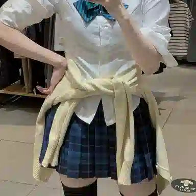 东鲸岁时记 日系复古制服格纹短款百搭学生百褶鲸落半身裙
