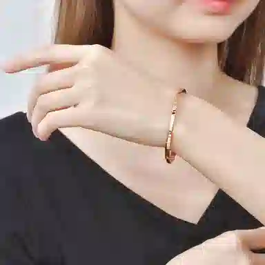 DAISY FELLOWES Eternal Love Bracelet