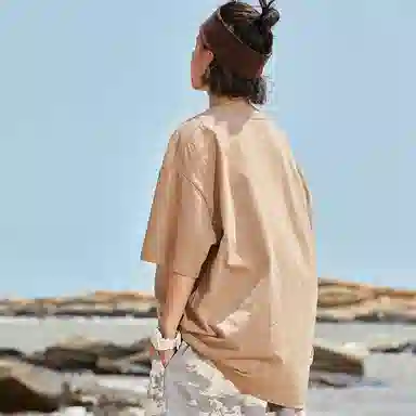 AMBER LIGHT T