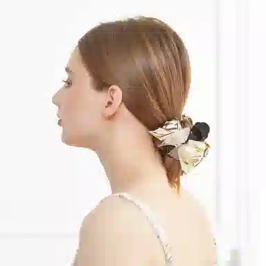 ELLE