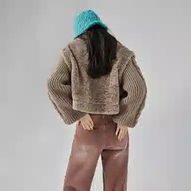EPTISON WOMAN