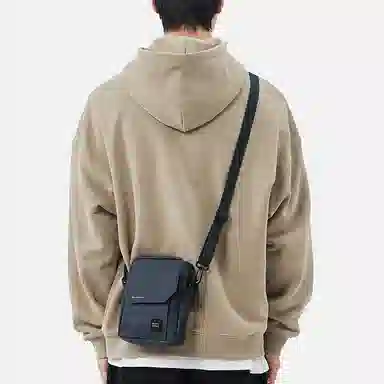 阿尔派妮 休闲时尚日系百搭通勤便携出行 织物 手机包单肩包斜挎包 常规 男女同款情侣款 多色