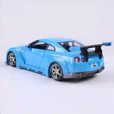 Maisto 124 Nissan Tokyo Mods GTR