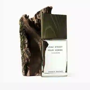 Issey Miyake Eau & Cedre EDT