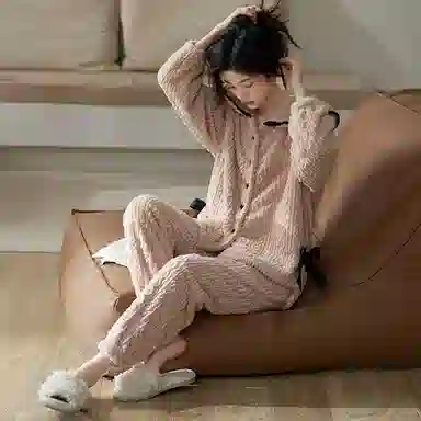 小情歌 珊瑚绒睡衣 冬季 加绒加厚保暖御寒家居服 女款  杏色