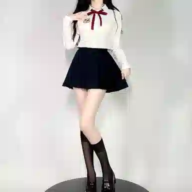 九条喵 长徽章领绳超短款修袖衬衫