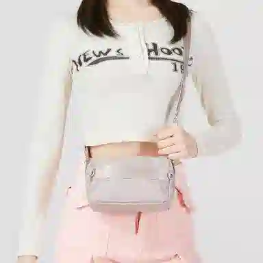 Nike Futura Luxe Crossbody