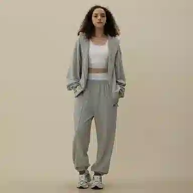 11ESTRANGER ASTRANGER