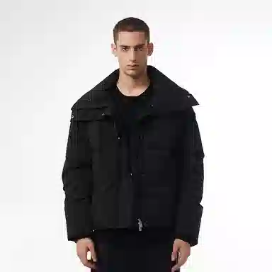 11ESTRANGER ASTRANGER