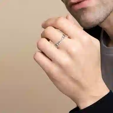 恋朵 潮流莫比乌斯戒指 个性设计小众高级感维京卢恩符文钛钢戒指 男女同款 钢色