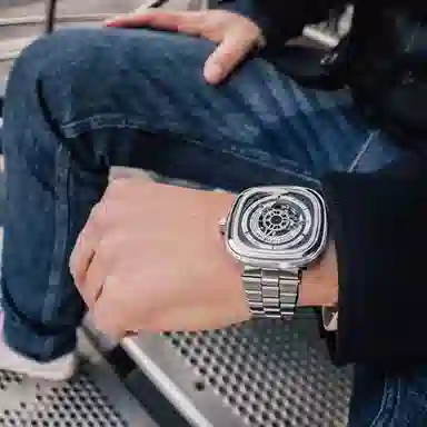 SEVENFRIDAY P 30 47.6mm*47mm P1B01M