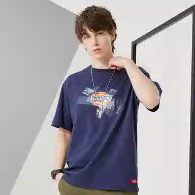 Dickies T