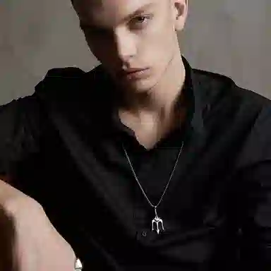 恋朵 时尚潮流项链两件套 小众高级感原创设计海王三叉戟六芒星鲨鱼钛钢项链情侣吊坠古巴链 男女同款 叠戴法则