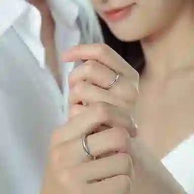 S925