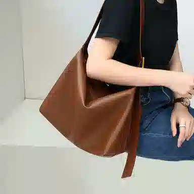 VINEY Tote