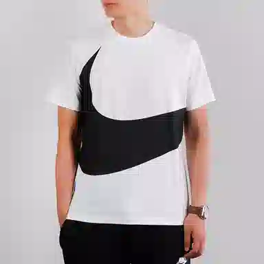 Nike Sportswear Swoosh T-Shirt
