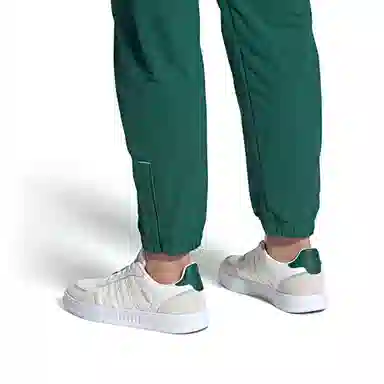 adidas neo Courtmaster