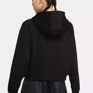 Nike Sportswear Swoosh Logo