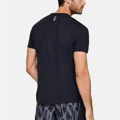 Under Armour T