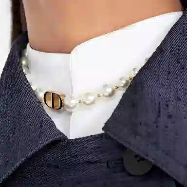 Dior 30 Montaigne Pearl Resin Necklace