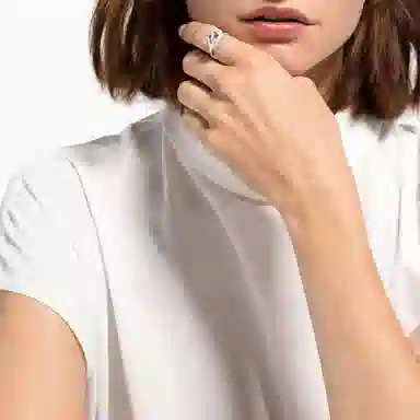 Swarovski Dancing Swan Ring White