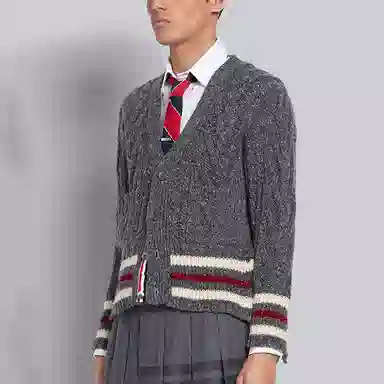 THOM BROWNE V