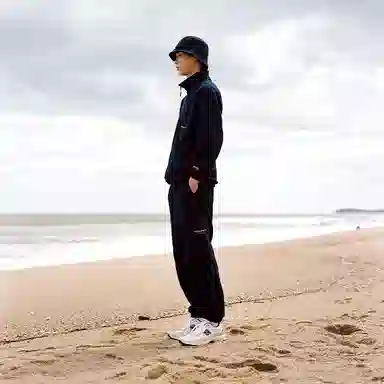 Thisisneverthat x New Balance 2002R White