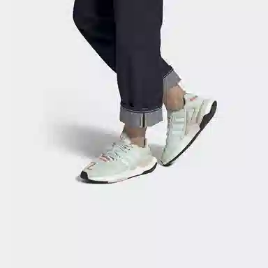 adidas Day Jogger