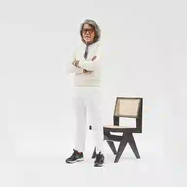 New Balance 2002R Black