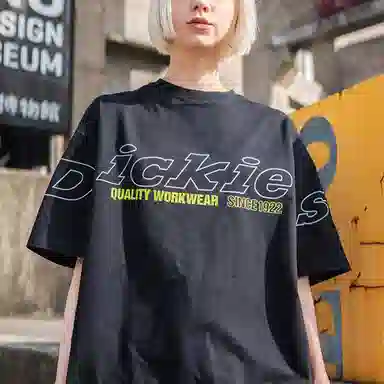 Dickies T