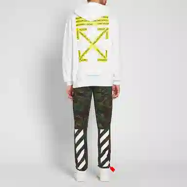 OFF-WHITE