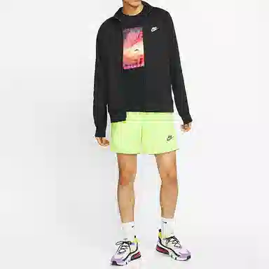 Nike T