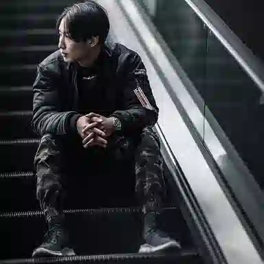 ENSHADOWER Tri-Pocket Cargo Joggers Camouflage