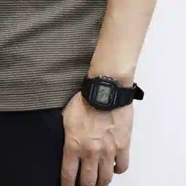 Casio W-218H-1A
