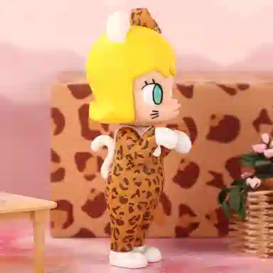 POP MART x Hello Kitty x kennyswork MOLLY MOLLY 16.8cm