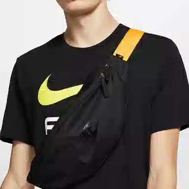 Nike Sportswear Heritage Waist Bag