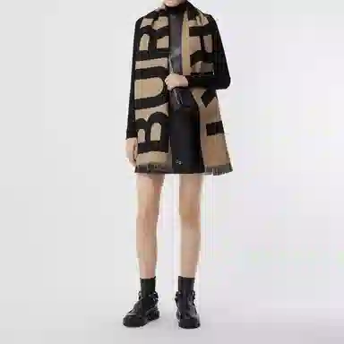 Burberry Logo Wool Jacquard Scarf Logo