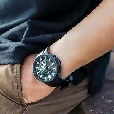 Casio PRO TREK PRW-7000-1A
